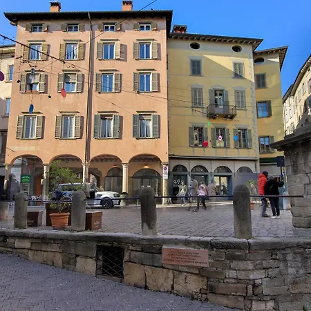 Lägenhet - Near Funicolar - Bergamo Alta Design House 2