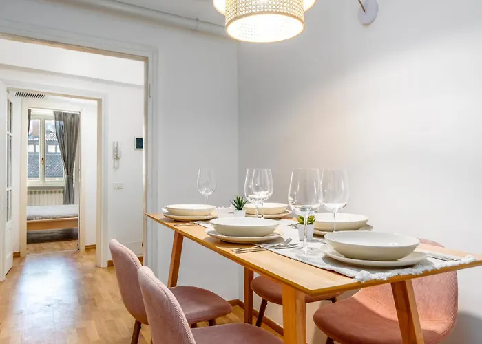 - Near Funicolar - Alta Design House 2 Apartman *